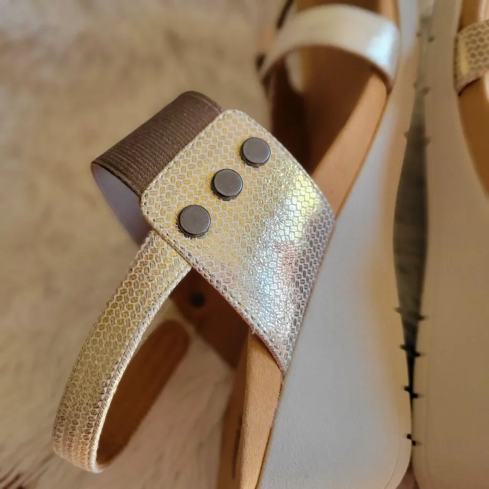 Revere Tahiti Women's Backstrap Wedge Sandals Metallic‎ Gold/Bronze Color SZ 7M